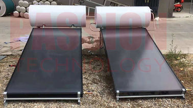 chauffe-eau solaire pressurisé du plat 150L plat, réservoir externe en acier peint par blanc solaire de système d'eau chaude
