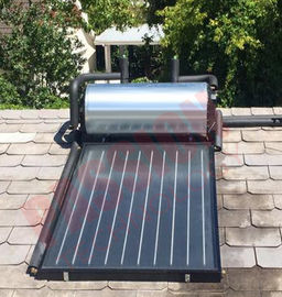 Capteur solaire de plat plat de tube de cuivre de soudure laser Pour l'hôtel chauffant les geysers solaires