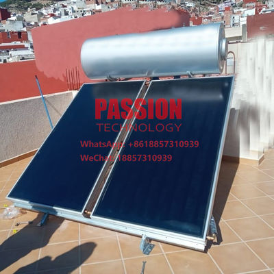 l'eau solaire à panneau plat Heater Tank du plat 300L plat de l'eau de collecteur solaire titanique bleu de Heater Black Solar Thermal Flat